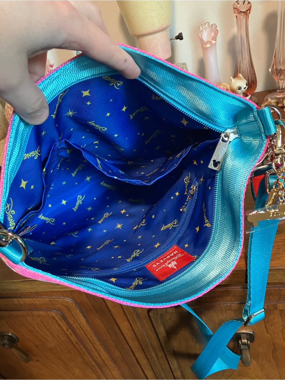 Harveys Seatbelt Disney Alice in Wonderland Pink Crossbody Bag with Blue Strap - Picture 6 of 6